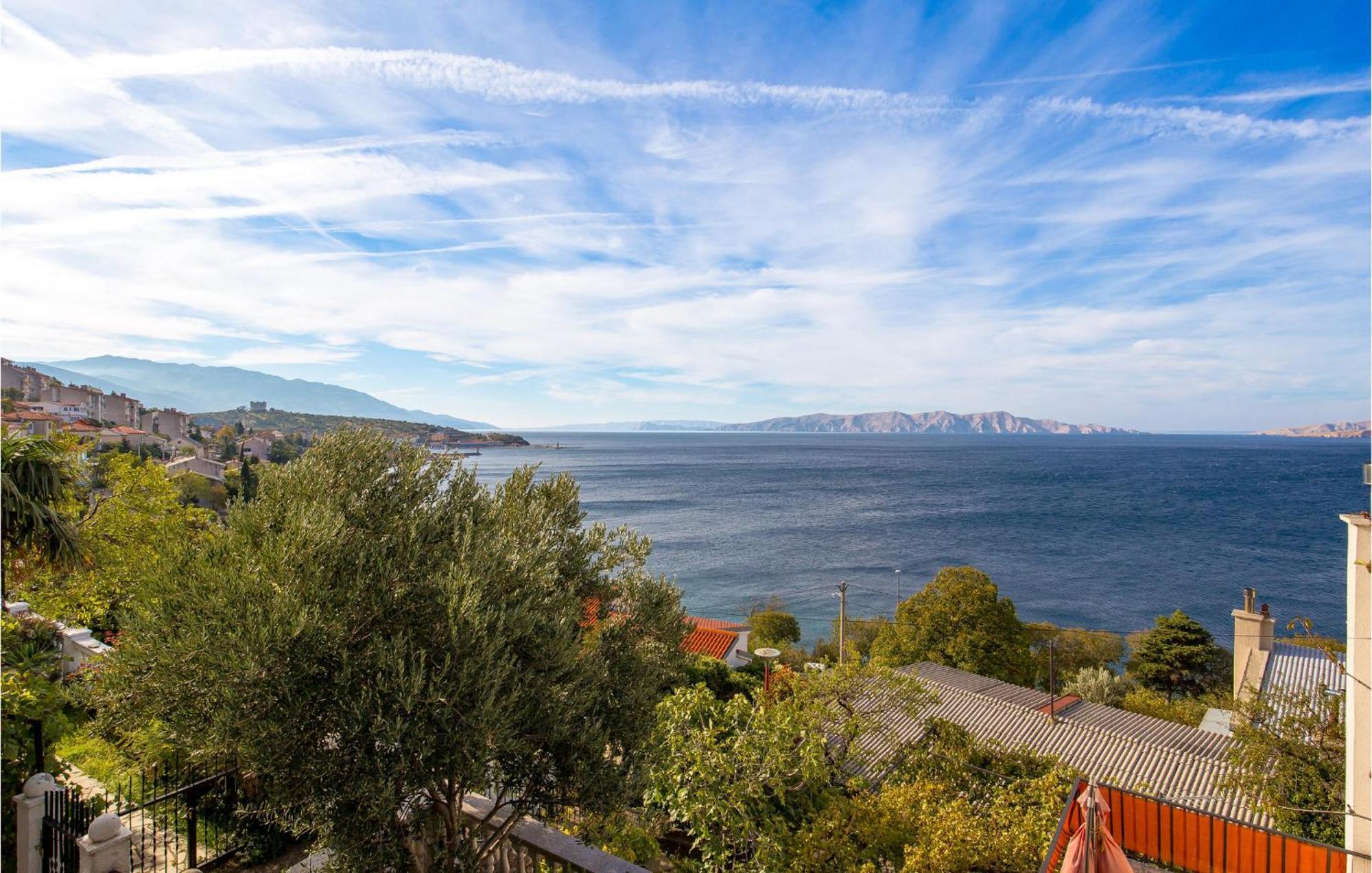 Amazing Apartment In Senj With House Sea View Apartment *
